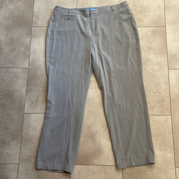 Dockers, Woman’s Dress Pant, Sz 20W, Light Grey, Stella Pant - Picture 1 of 6
